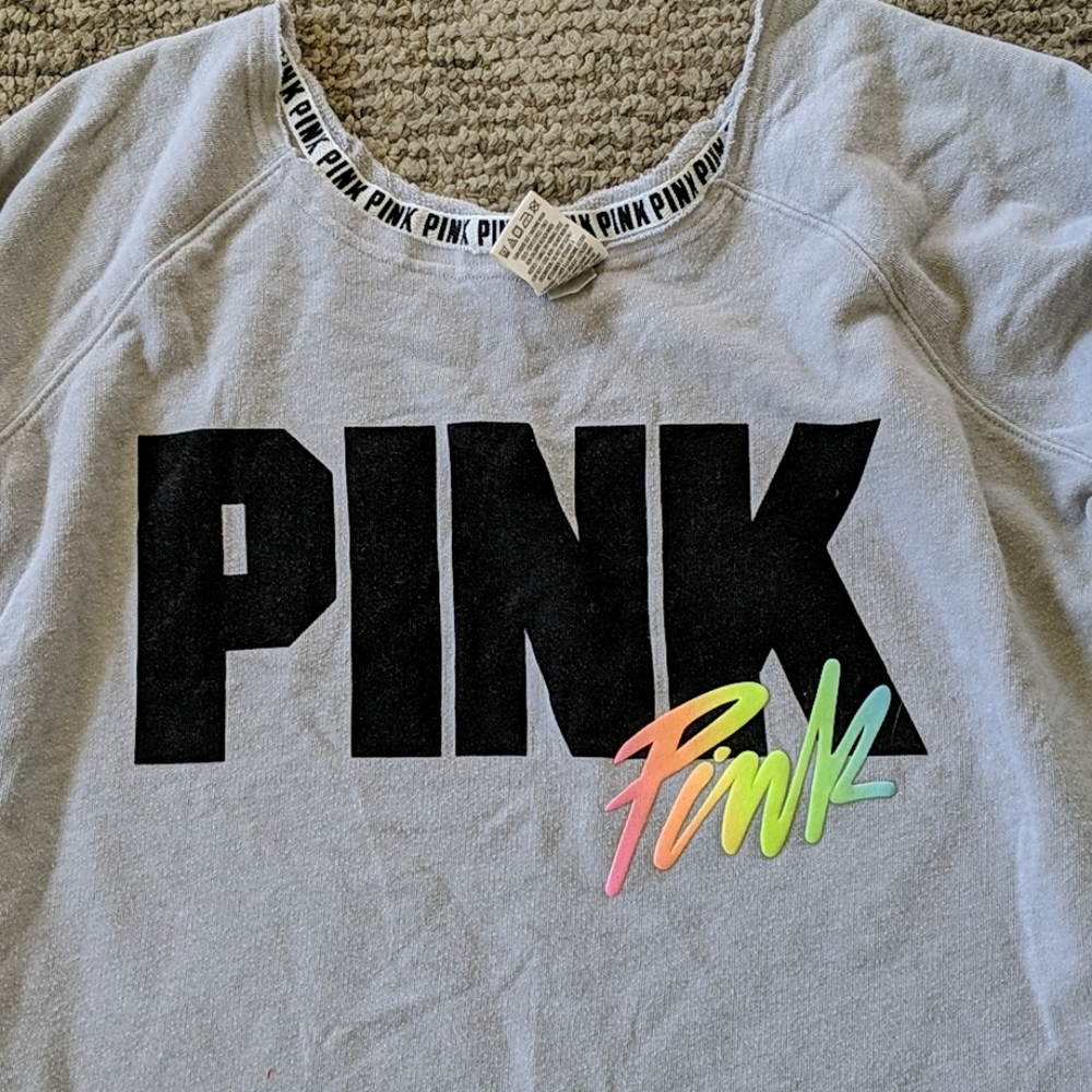 Oversized pink sweatshirt